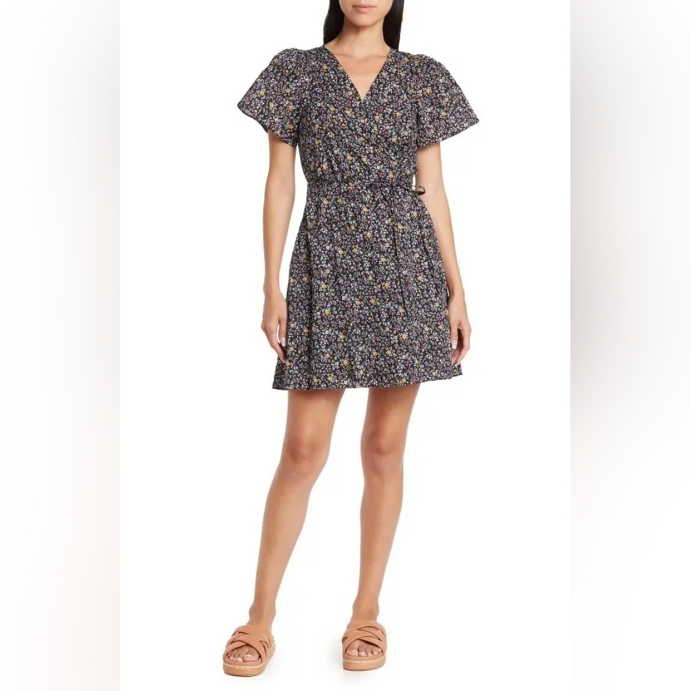 Madewell Short Sleeve Wrap Wildflower Dress in True Black Floral M